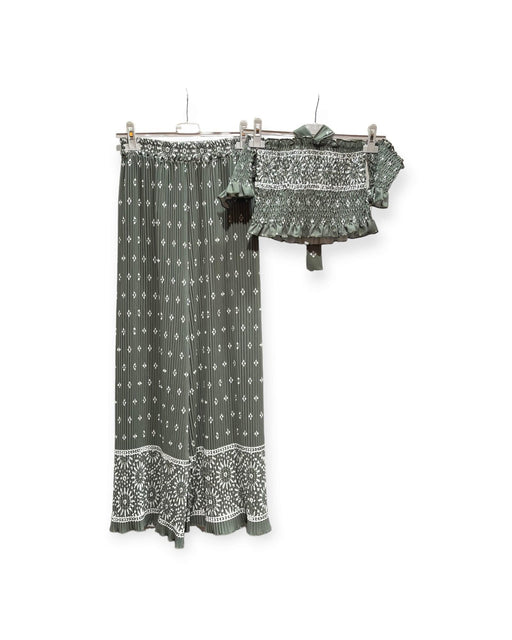 Siona set broek en top met mouwtjes en strikdetail om de nek kleur olijfgroen - Chique Design